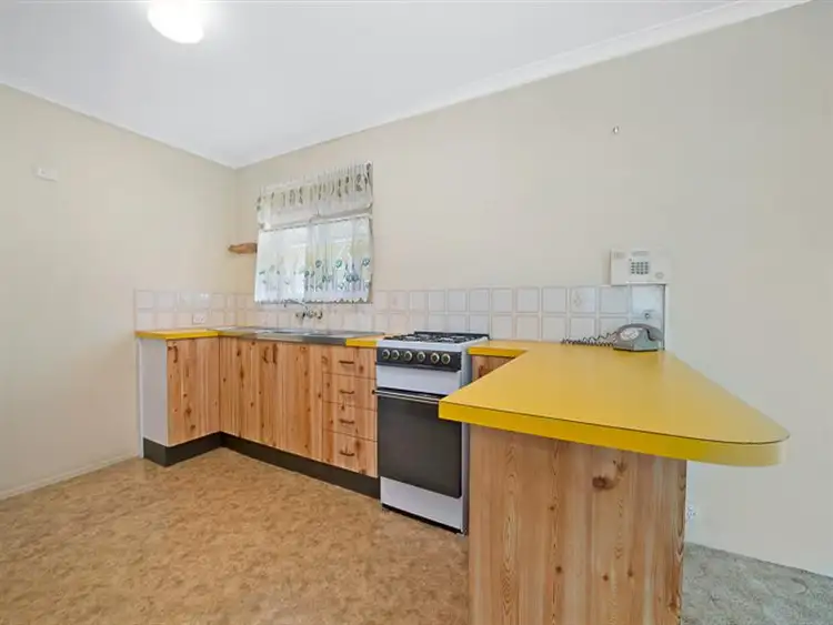 Fifth view of Homely house listing, 2 Sandman Court, Deception Bay QLD 4508