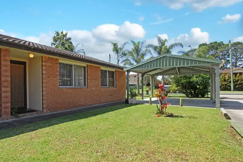 Main view of Homely unit listing, 1/5-7 Matthew Parade, Batehaven NSW 2536