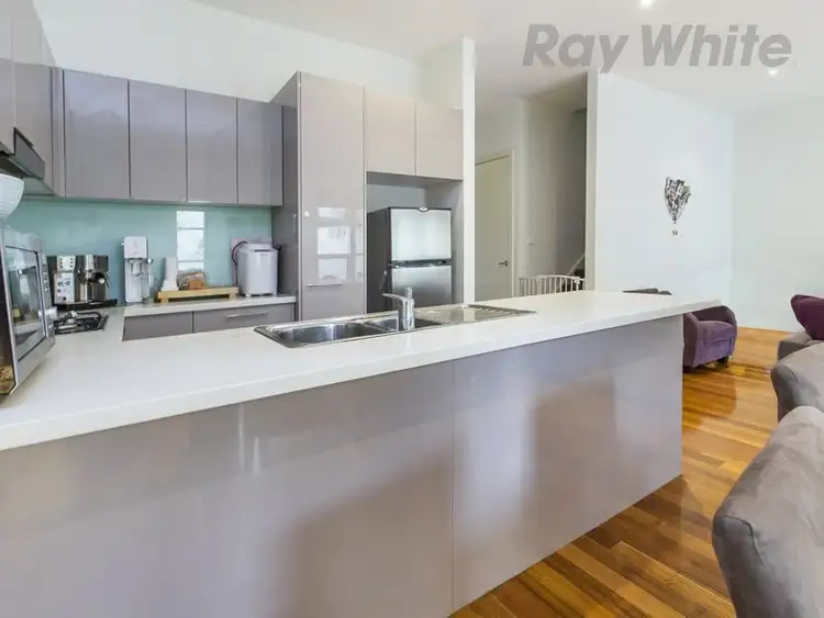 Second view of Homely house listing, 16/9 Manikato Avenue, Mordialloc VIC 3195