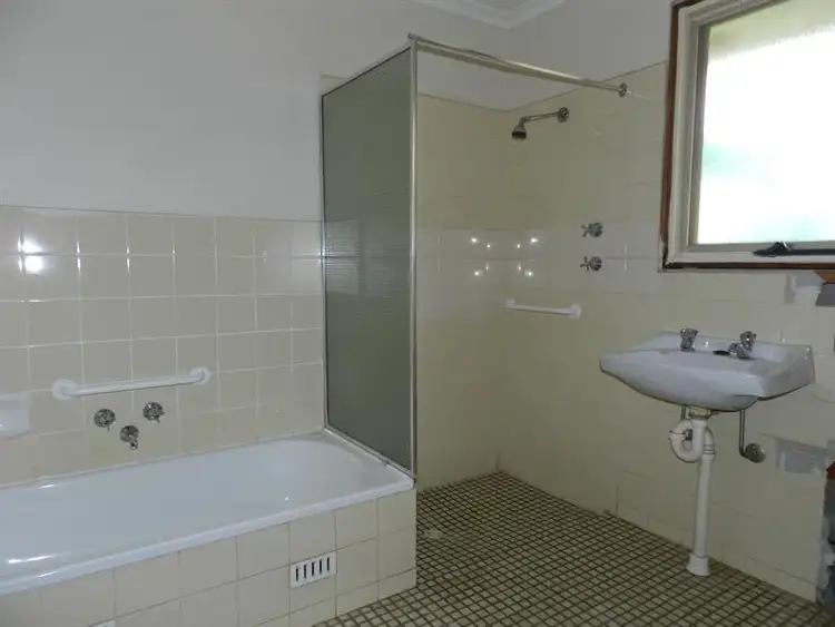 Seventh view of Homely house listing, 6 Howie Drive, Renmark SA 5341