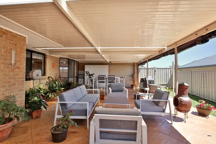15 Carrington Park Drive, Nowra NSW 2541