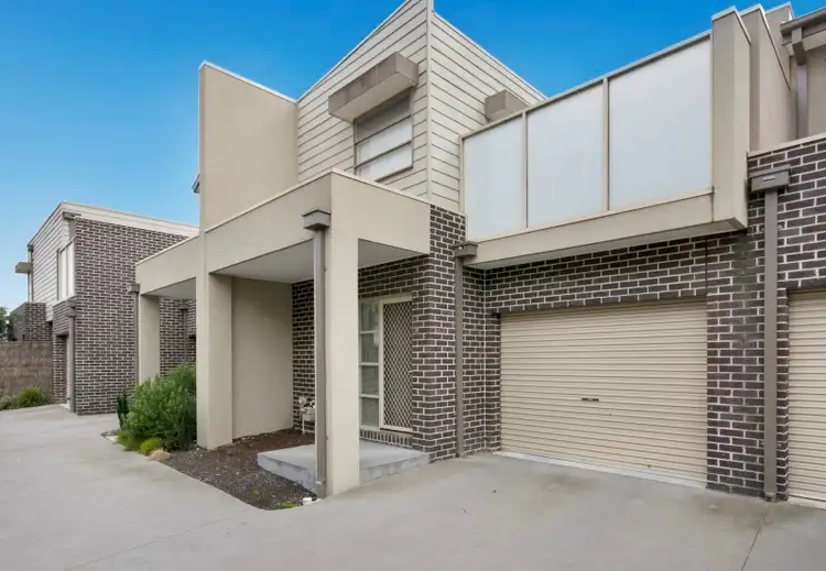 4/17-19 Myrtle Street, Bayswater VIC 3153