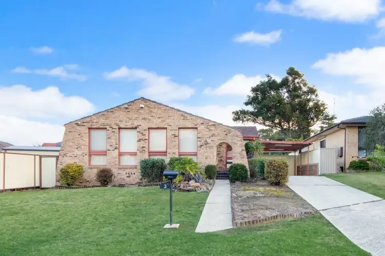 3 Gona Place, Glenfield NSW 2167