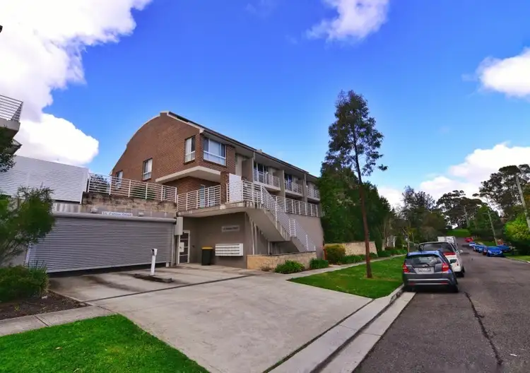 8/16 Carson Street, Dundas Valley NSW 2117