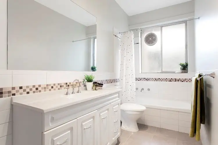 Fifth view of Homely apartment listing, 3/296 Warrigal Road, Glen Iris VIC 3146