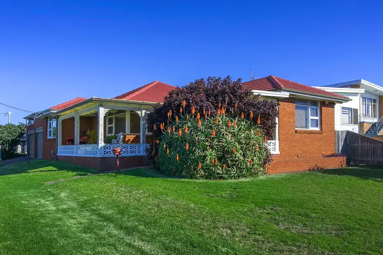 Second view of Homely house listing, 10 Gwinganna Avenue, Kiama NSW 2533
