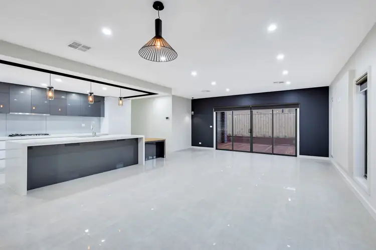 Second view of Homely house listing, 2 Wimmera Crescent, Wollert VIC 3750