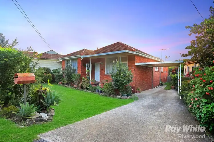 271 Bonds Road, Riverwood NSW 2210