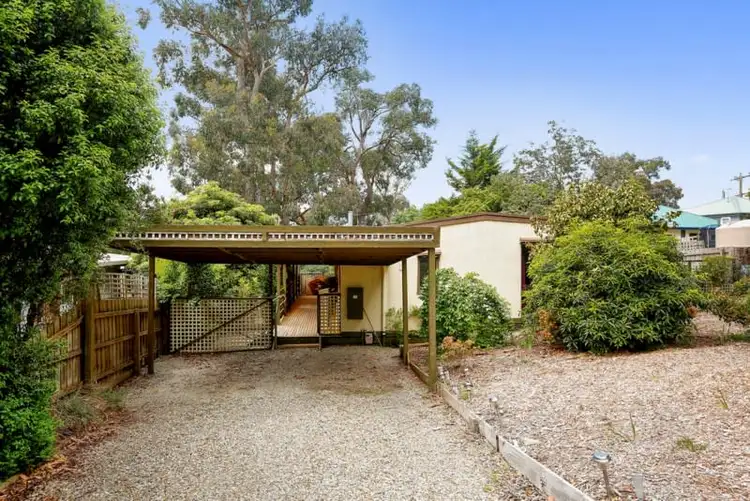 6 Waycott Way, Mount Evelyn VIC 3796