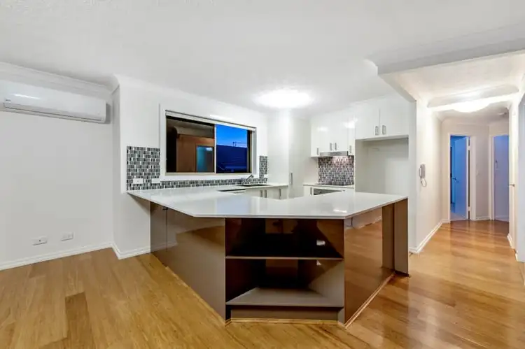 Sixth view of Homely apartment listing, 7/68 Stanhill Drive, Chevron Island QLD 4217