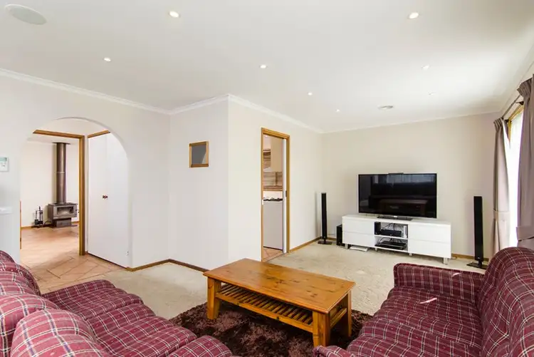 Fourth view of Homely house listing, 5 Seymour Close, Grovedale VIC 3216