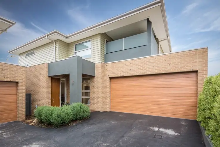 3/10 Darcy Street, Mornington VIC 3931