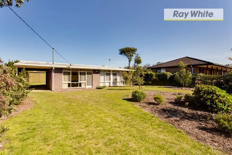 13 Waratah Street, Rye VIC 3941