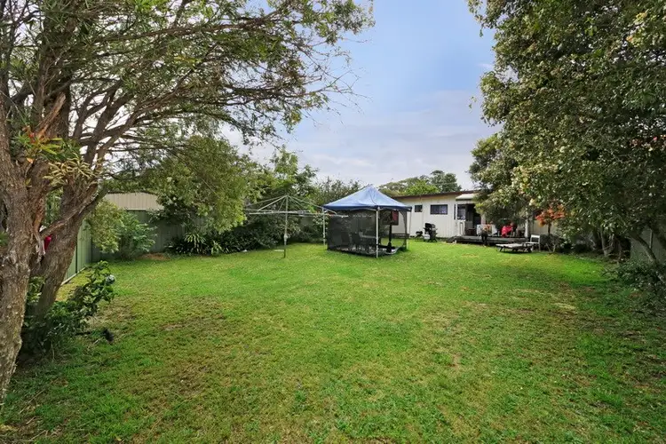 Second view of Homely house listing, 33 Shackleton Street, Shoalhaven Heads NSW 2535