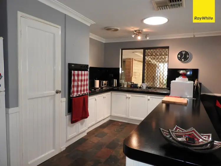 Sixth view of Homely house listing, 83 Inverness Circle, Camillo WA 6111