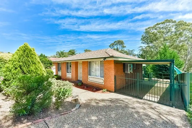 9 Lillyvicks Crescent, Ambarvale NSW 2560