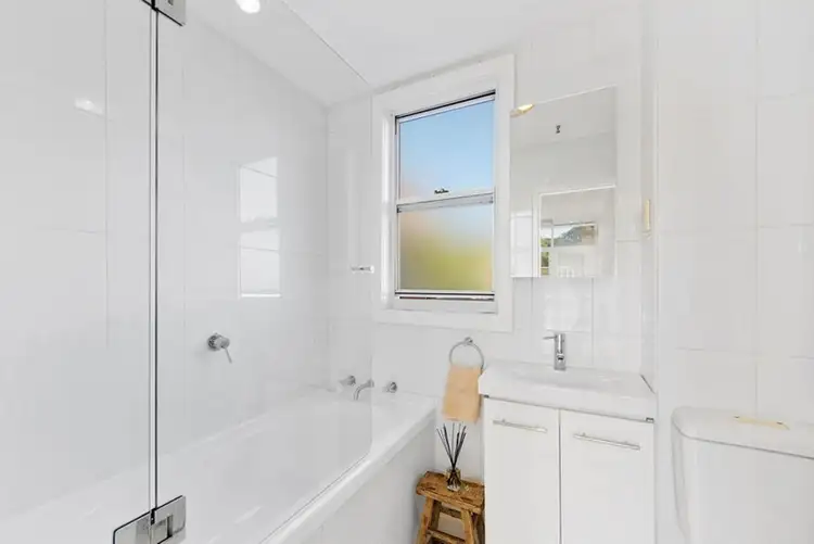 Fourth view of Homely apartment listing, 8/83 Old South Head Road, Bondi Junction NSW 2022
