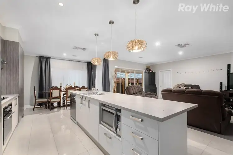 Sixth view of Homely house listing, 33 O'Brien Parade, Pakenham VIC 3810