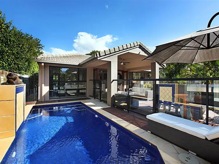 107 Bamboo Avenue, Benowa QLD 4217