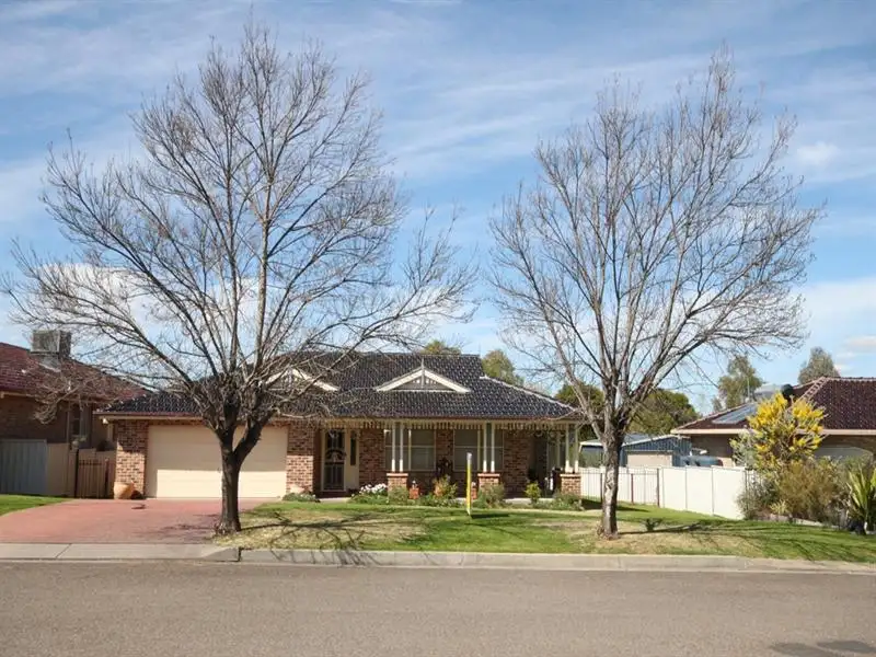 Main view of Homely house listing, 32 Banjos Circuit, Tamworth NSW 2340