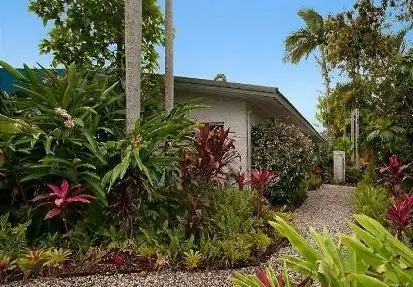 1 Fraser Close, Kanimbla QLD 4870