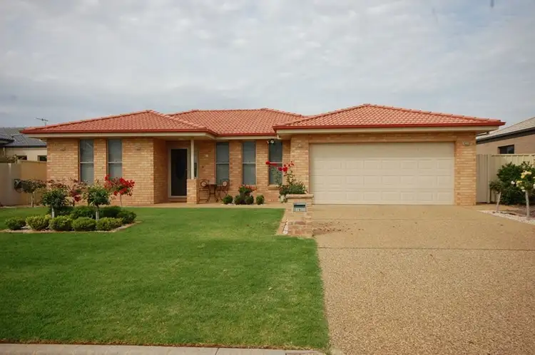 28 Calabria Road, Griffith NSW 2680
