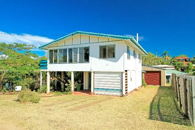 12 Wall Street, Cooee Bay QLD 4703