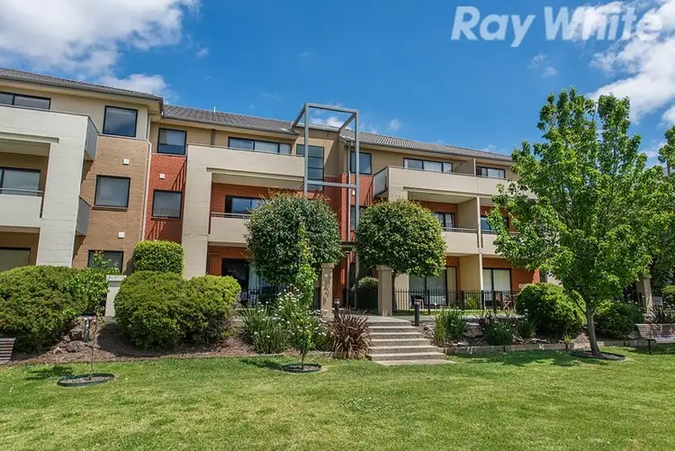 8/2 Greenfield Drive, Clayton VIC 3168