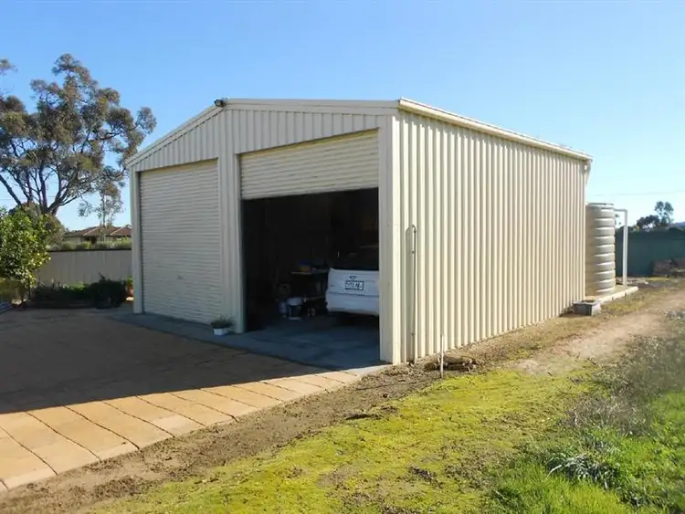 Seventh view of Homely house listing, 4 Beryl Court, Bordertown SA 5268