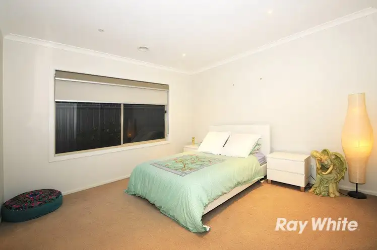 Sixth view of Homely house listing, 6 Aspera Place, Cranbourne North VIC 3977