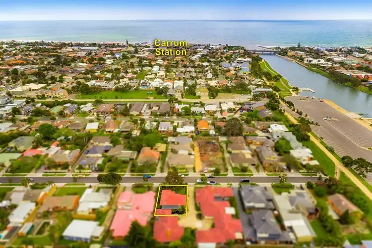 Second view of Homely house listing, 1/7-9 True Avenue, Carrum VIC 3197