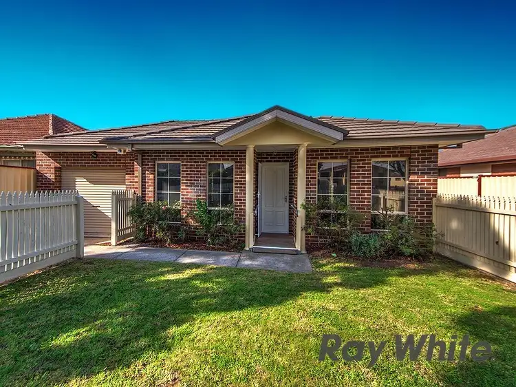 1/84 Leonard Avenue, St Albans VIC 3021