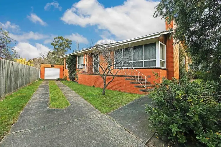 5 Hutcheson Avenue, Highton VIC 3216