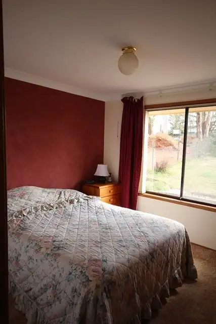 Fifth view of Homely house listing, 10 Tarana Crescent, Oberon NSW 2787