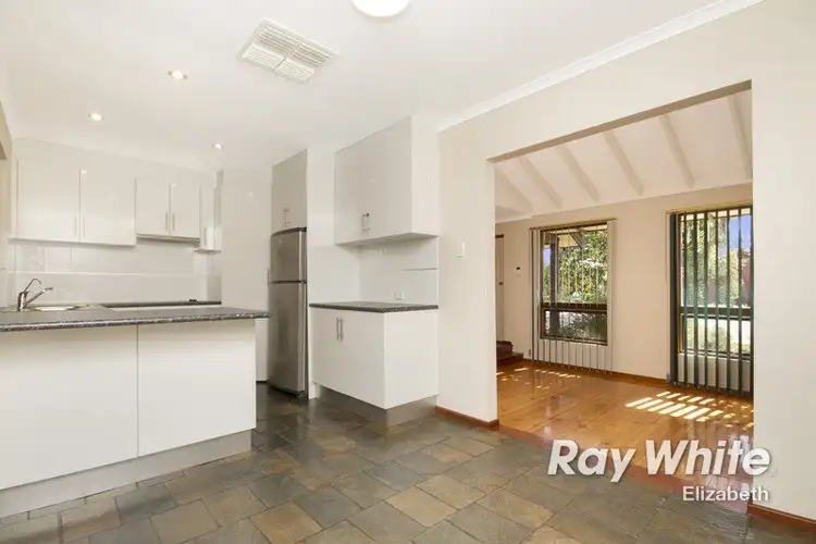 18 Carney Close, Salisbury Plain SA 5109