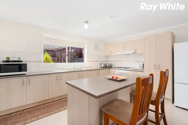 Fifth view of Homely house listing, 7 Spencer Place, Pakenham VIC 3810
