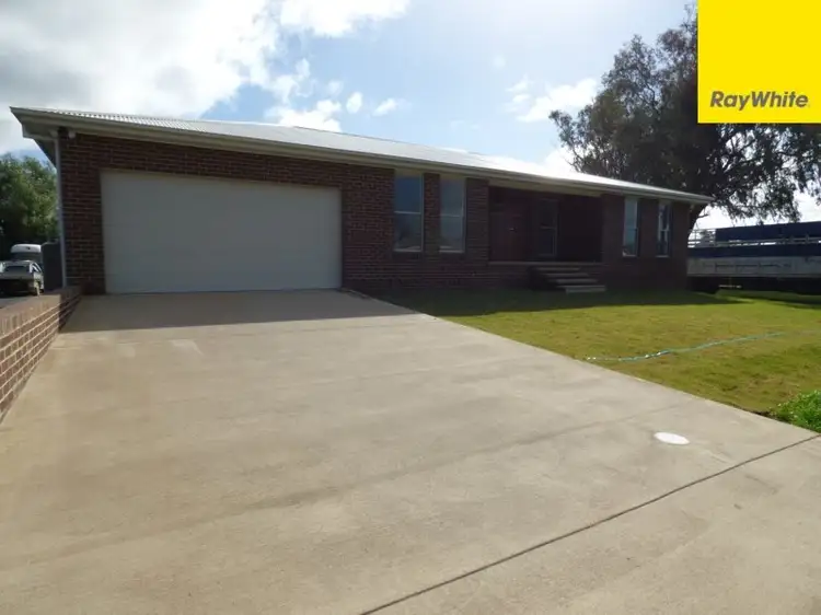 49 Show Street, Forbes NSW 2871