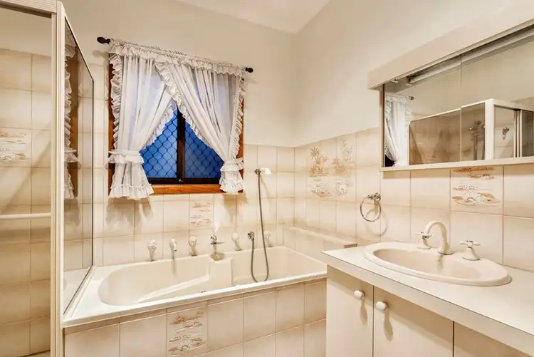 Sixth view of Homely house listing, 2 Greville Street, Huntingdale VIC 3166