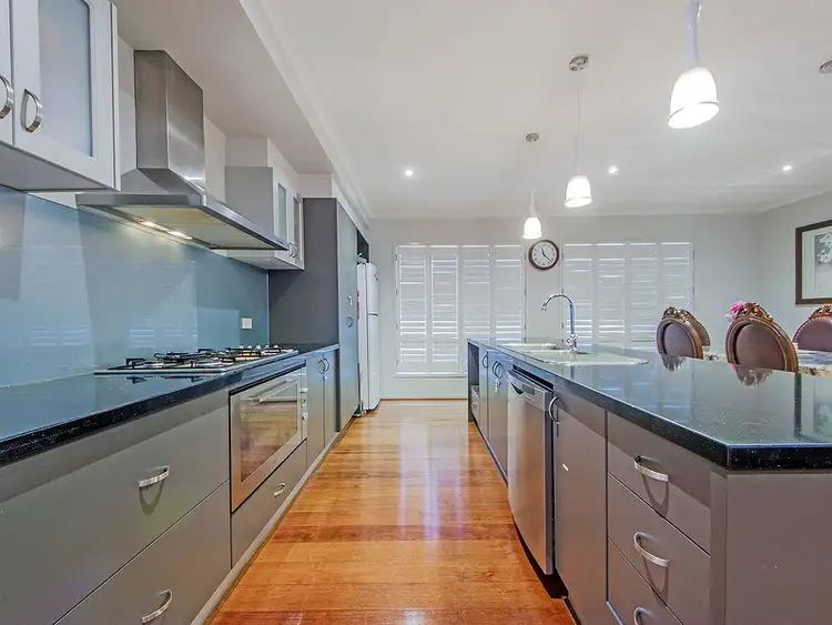 Fifth view of Homely house listing, 265 Sanctuary Lakes North Blv, Sanctuary Lakes VIC 3030