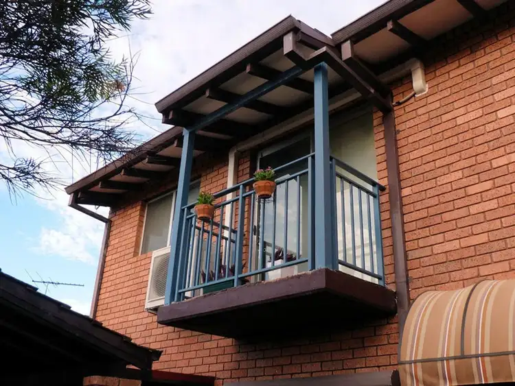 8/12 Walga Court, Yokine WA 6060