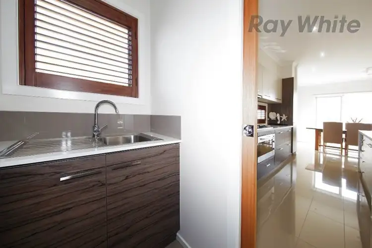 Seventh view of Homely house listing, 40 Sanctuary Lakes East Boulevard, Sanctuary Lakes VIC 3030