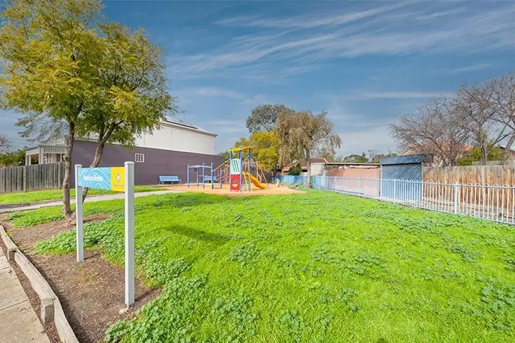 Fifth view of Homely unit listing, 7/90 Roseberry Street, Ascot Vale VIC 3032