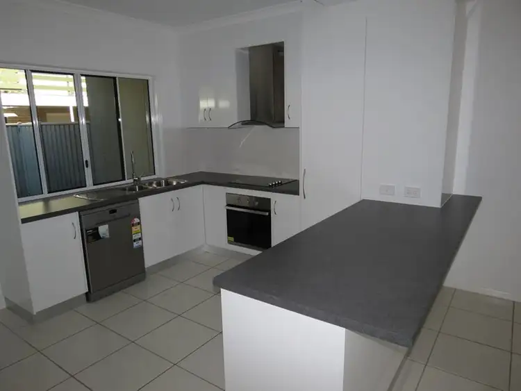 Seventh view of Homely townhouse listing, 2/36 Opal Street, Emerald QLD 4720