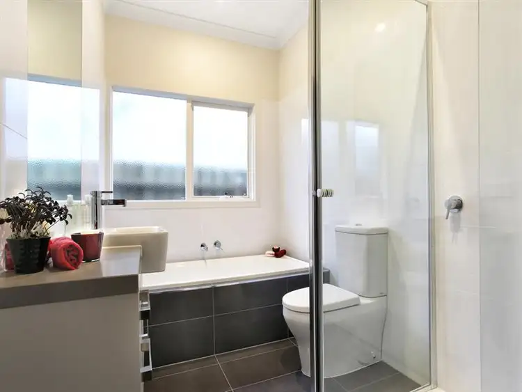 Seventh view of Homely house listing, 1/27 Simmonds Street, Hughesdale VIC 3166