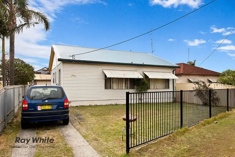 17 Peterborough Avenue, Lake Illawarra NSW 2528