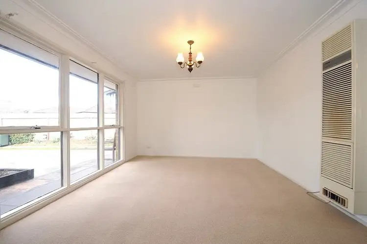 Second view of Homely house listing, 4 Maclean Court, Seaford VIC 3198