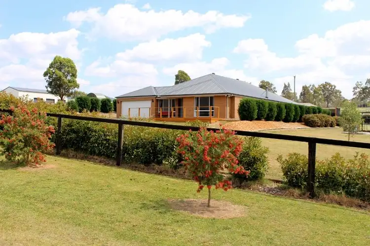 4 Tenth Street, Millfield NSW 2325