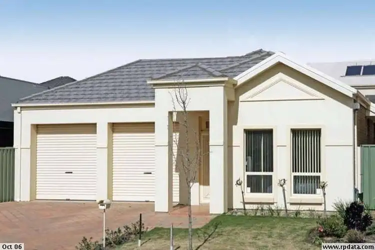 7 Gairdner Lane, Mawson Lakes SA 5095