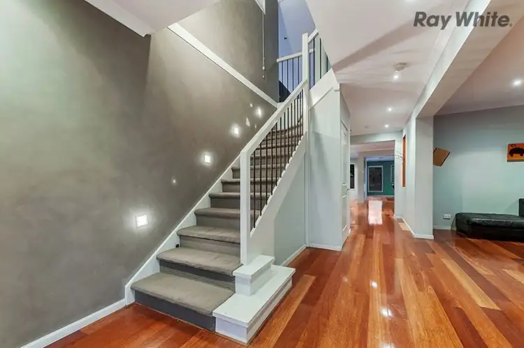 Second view of Homely house listing, 7 Paringa Way, Burnside VIC 3023