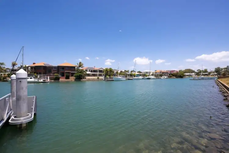 16a Portsmouth Place, Cleveland QLD 4163